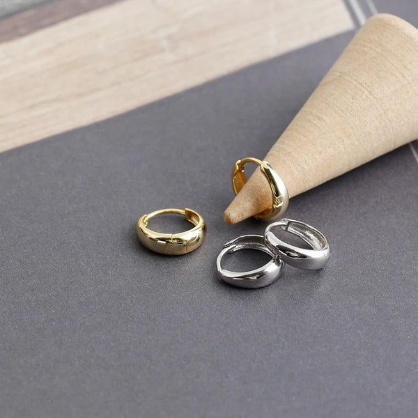 Sera Mini Huggie Earrings