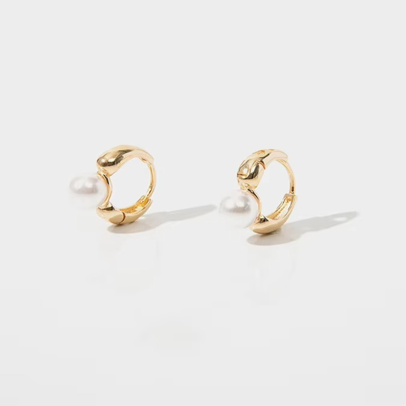 Sera Mini Pearl Huggie Earrings