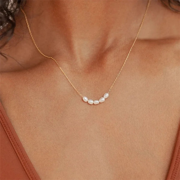 Briana Pearl Curve Necklace