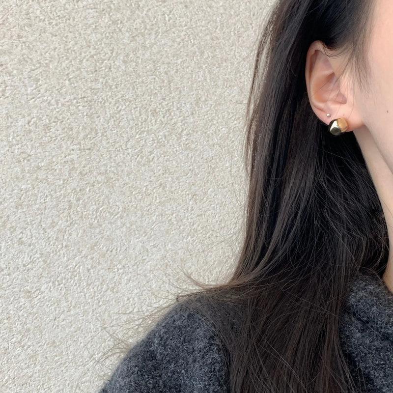 Pebble Stud Earrings