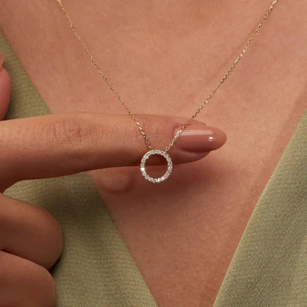 Simonete Circle Necklace (+ Complimentary Earring)