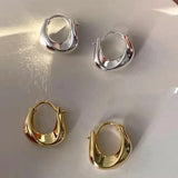 Huggie Curve Earrings